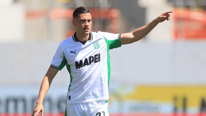 Jay Idzes Kembali Cedera Saat Sassuolo Hadapi Parma